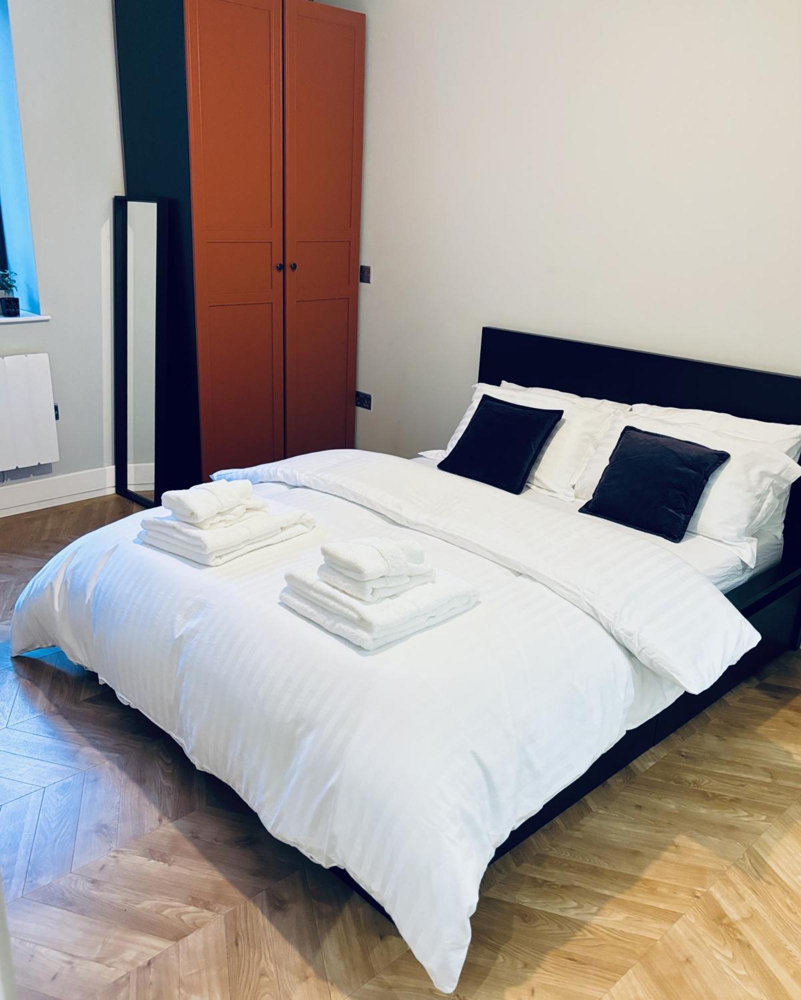 Mh Birmingham - 2 Bed 2 Bath Luxury Apartment - Financial District - Local Bar And Dining Deals Available Dış mekan fotoğraf